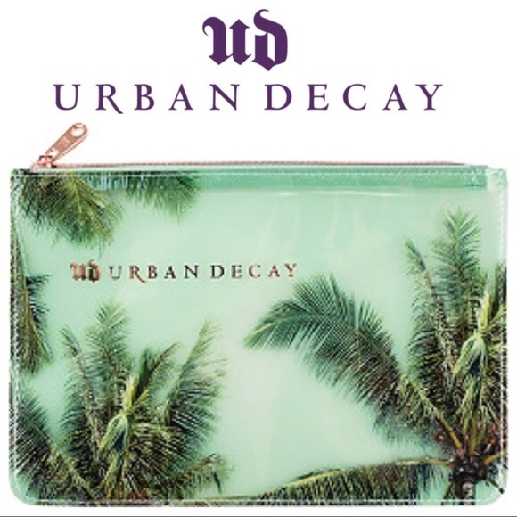 Urban Decay Other - Urban Decay Makeup Bag & Samples